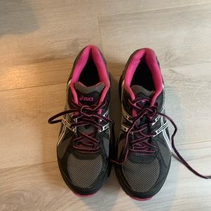 ASICS, size 7